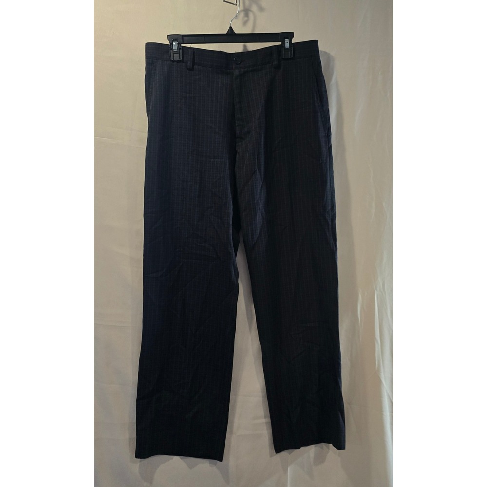IZOD GOLF Mens Pants Size 33x30 Plaid Flat Front Straight Leg Chinos Casual‎